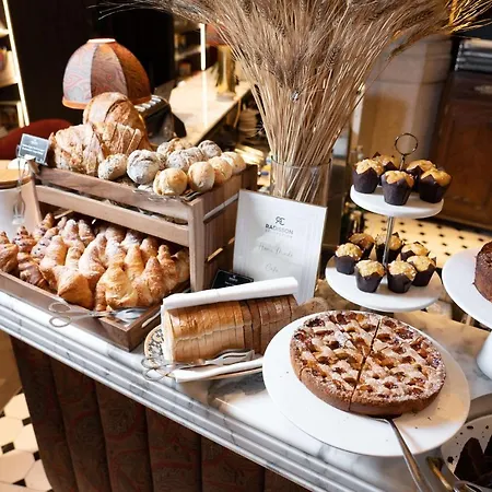 Radisson Collection Hotel, Palazzo Touring Club 호텔