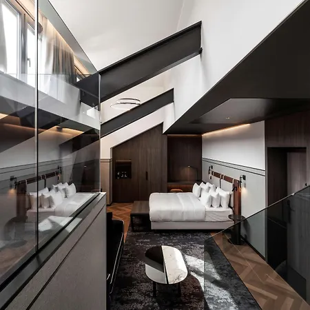 Radisson Collection Hotel, Palazzo Touring Club 밀라노