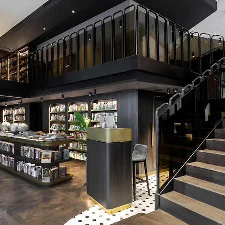 酒店 米兰旅游俱乐部宫殿酒店-丽笙精选 5*