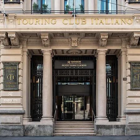 호텔 Radisson Collection Hotel, Palazzo Touring Club 밀라노