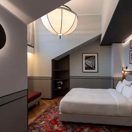 호텔 Radisson Collection Hotel, Palazzo Touring Club 밀라노