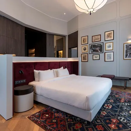 Radisson Collection Hotel, Palazzo Touring Club 호텔