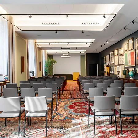 호텔 Radisson Collection Hotel, Palazzo Touring Club 밀라노
