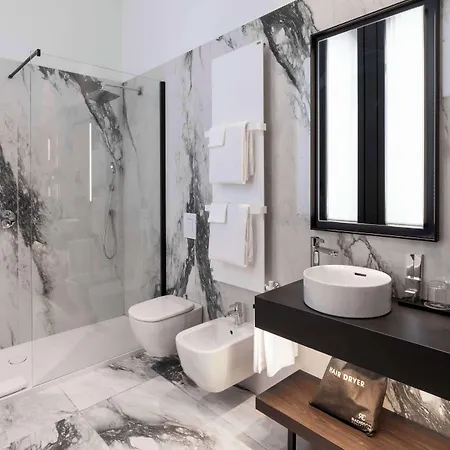 Palazzo Touring Club Milan, A Radisson Collection 5* Milan