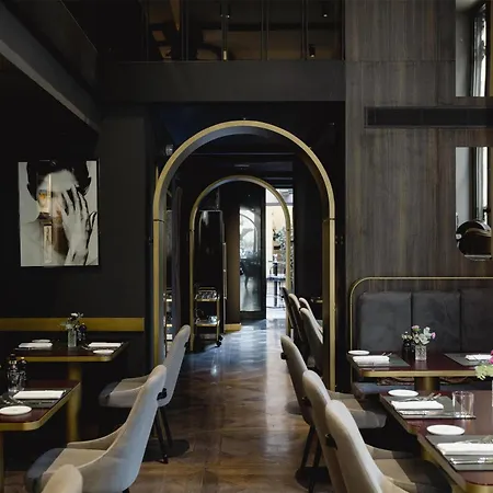 Palazzo Touring Club Milan, A Radisson Collection Hotel 5*
