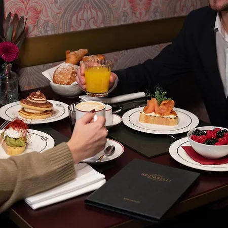 Palazzo Touring Club Milan, A Radisson Collection Hotel