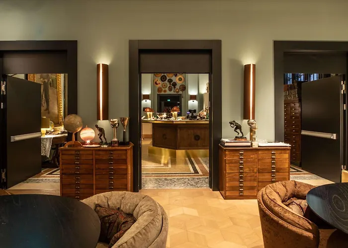 Radisson Collection Hotel, Palazzo Touring Club 5* Milano