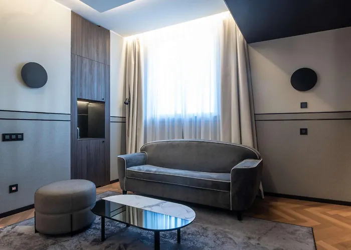 Radisson Collection Hotel, Palazzo Touring Club Hotel