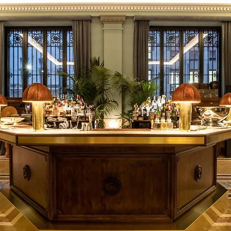 Palazzo Touring Club Milan, A Radisson Collection Hotel Milán