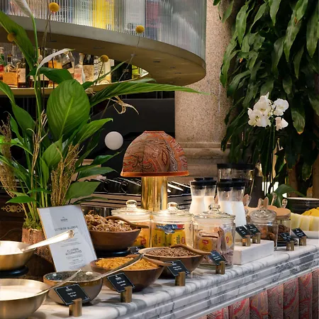 Palazzo Touring Club Milan, A Radisson Collection Milán